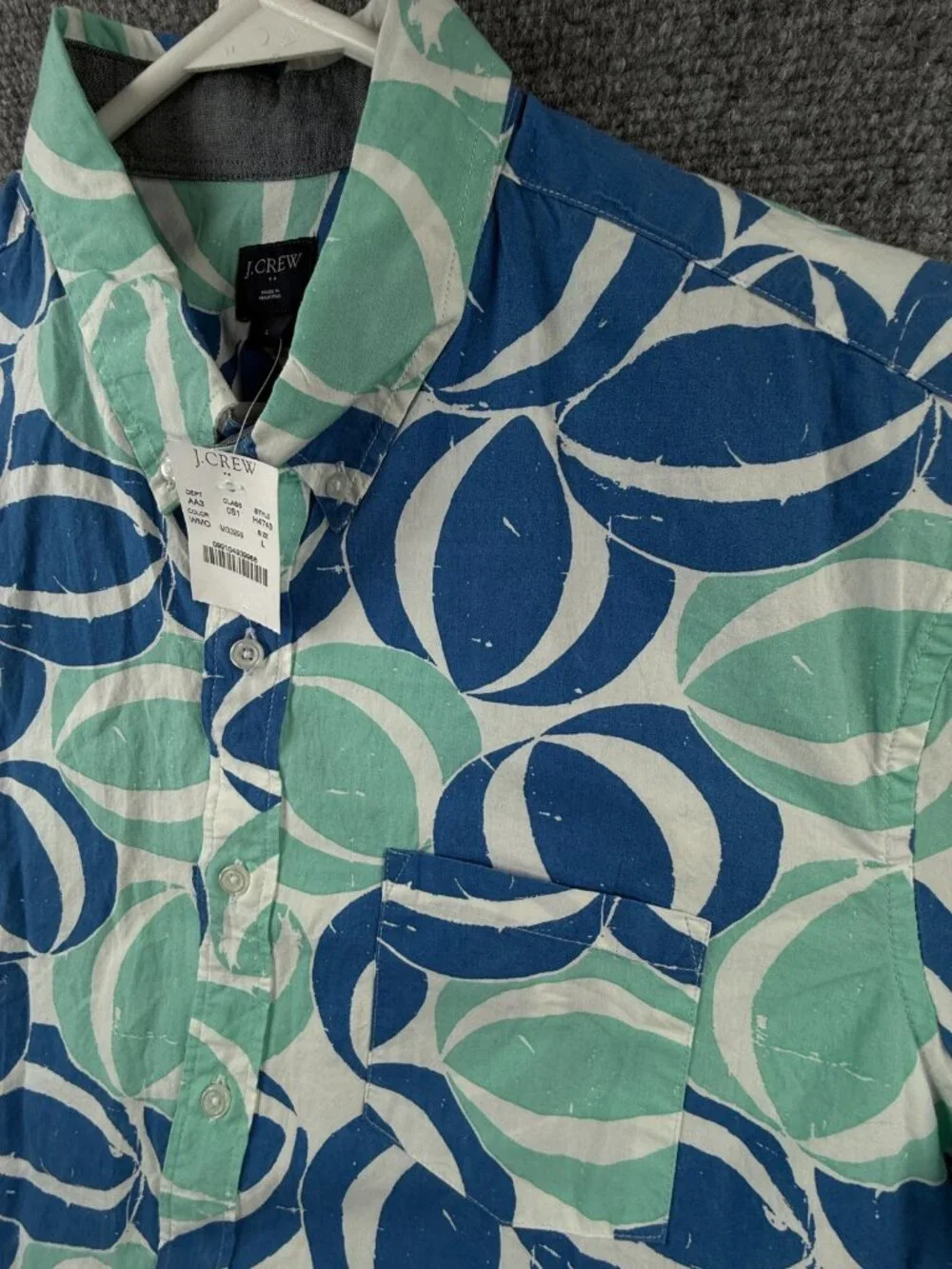 NWT J Crew Men Large Blue Geometric Beach Theme Short Sleeve Button Up Shirt